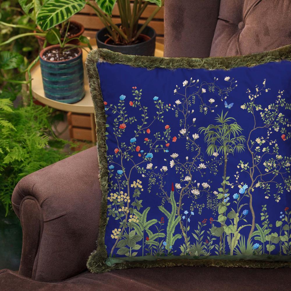 Lacivert Çiçek Detaylı Yastık - EY305